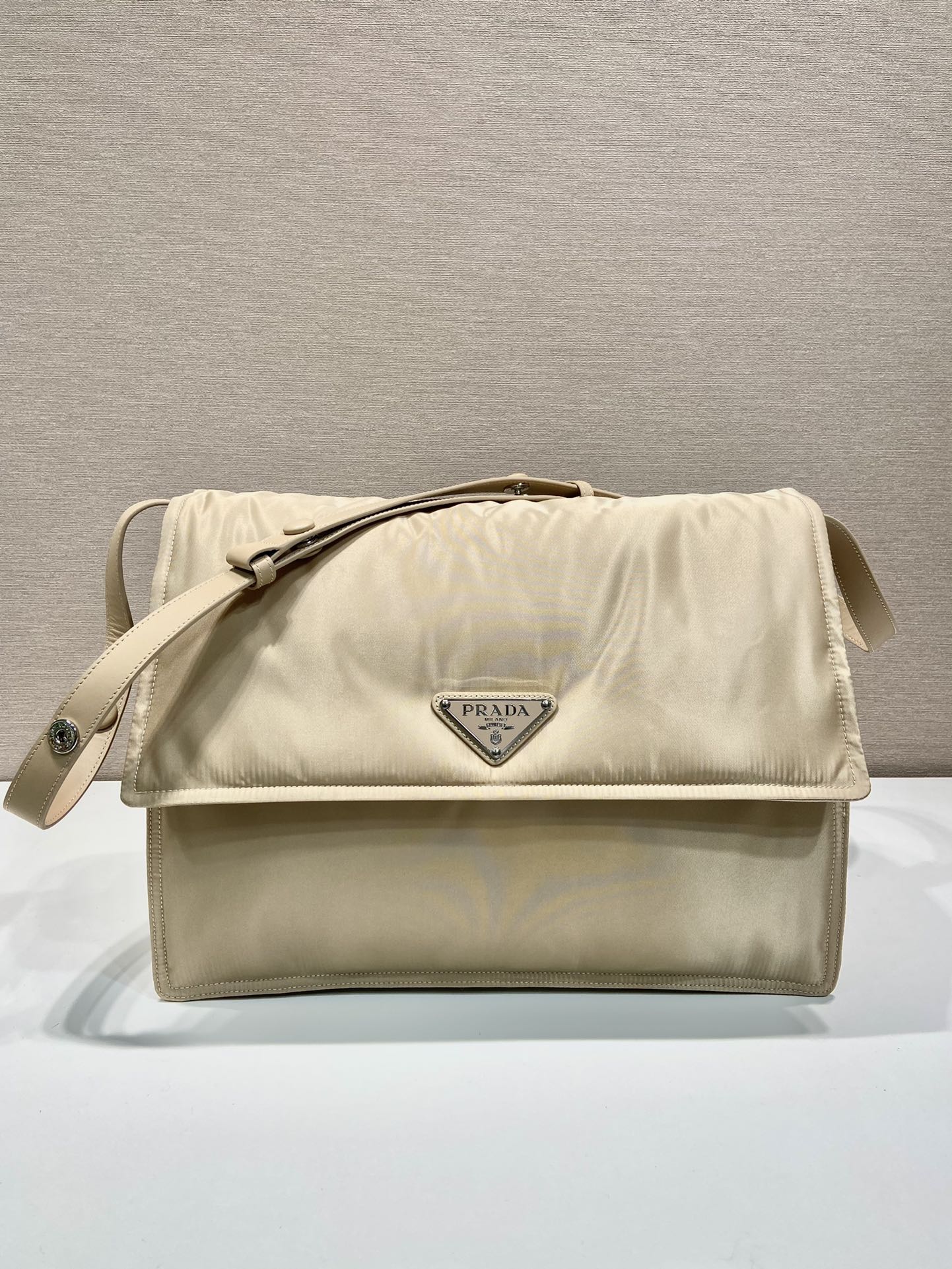 Prada_1BD256